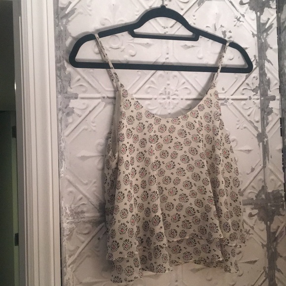 Patterned tank - Picture 1 of 2